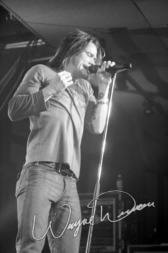 Alter Bridge at Piere's Fort Wayne, IN on January 27, 2005 &mdash; concert photo by Wayne Dennon