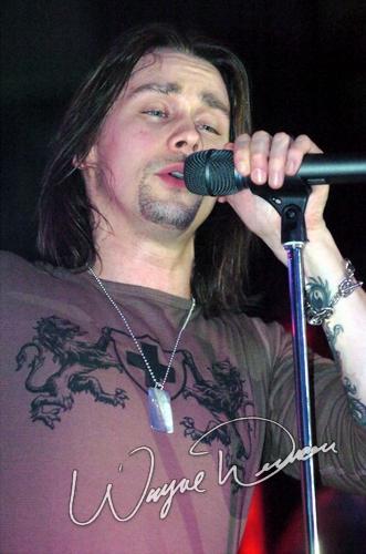 Alter Bridge at Piere's Fort Wayne, IN on January 27, 2005 &mdash; concert photo by Wayne Dennon