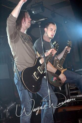 Alter Bridge at Piere's Fort Wayne, IN on January 27, 2005 &mdash; concert photo by Wayne Dennon