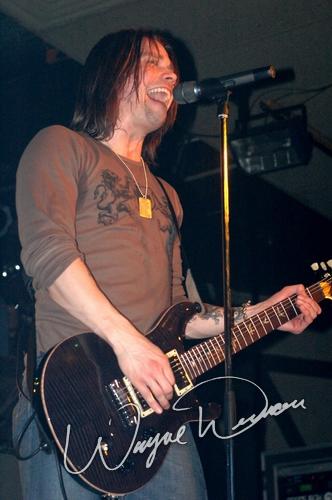 Alter Bridge at Piere's Fort Wayne, IN on January 27, 2005 &mdash; concert photo by Wayne Dennon