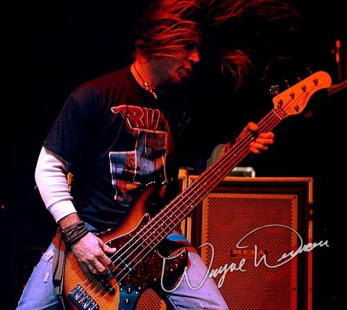 Alter Bridge at Louisville Gardens Louisville, KY on October 22, 2005 &mdash; concert photo by Wayne Dennon