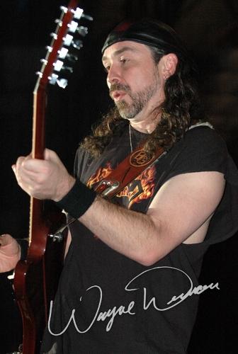 Montgomery Gentry concert photo by Wayne Dennon