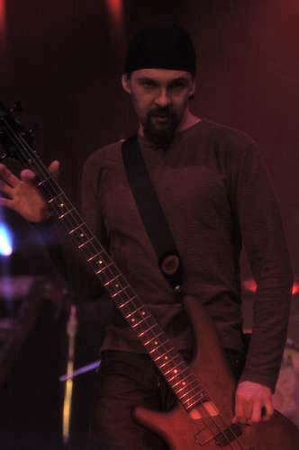 Godsmack at Hara Arena Dayton, OH on May 30, 2003 &mdash; concert photo by Wayne Dennon