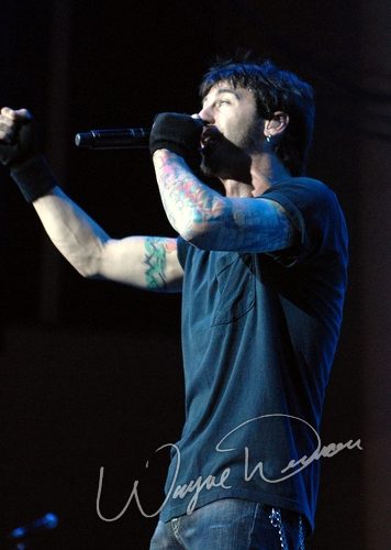 Godsmack at Verizon Wireless Music Center Noblesville, IN on September 16, 2006 &mdash; concert photo by Wayne Dennon