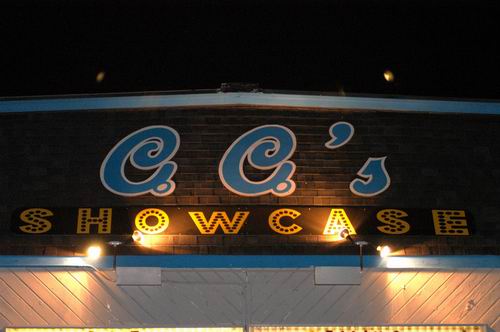 Great White at CC's Showcase Middletown, OH on September 6, 2003 &mdash; concert photo by Wayne Dennon