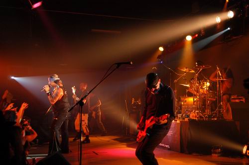 Great White at CC's Showcase Middletown, OH on September 6, 2003 &mdash; concert photo by Wayne Dennon