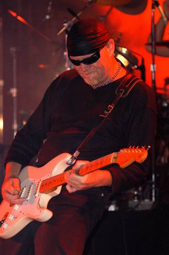 Great White at CC's Showcase Middletown, OH on September 6, 2003 &mdash; concert photo by Wayne Dennon