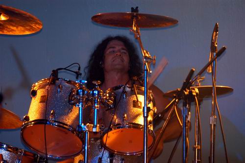 Great White at CC's Showcase Middletown, OH on September 6, 2003 &mdash; concert photo by Wayne Dennon