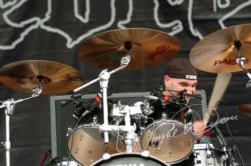 Hatebreed at Ozzfest Columbus, OH on July 20, 2004 &mdash; concert photo by Wayne Dennon