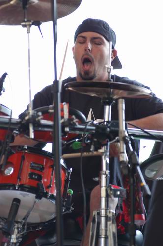 Hed PE at Tower City Ampitheater Cleveland, OH on June 1, 2003 &mdash; concert photo by Wayne Dennon
