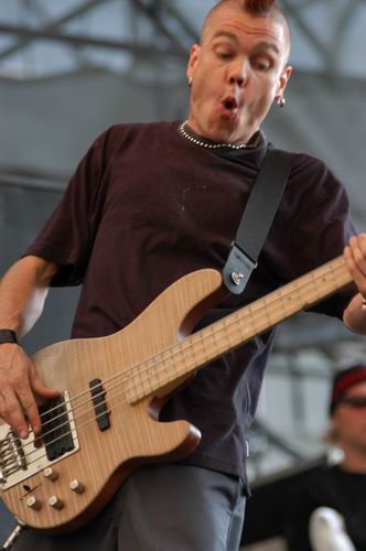 Hed PE at Tower City Ampitheater Cleveland, OH on June 1, 2003 &mdash; concert photo by Wayne Dennon