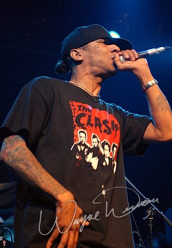 Hed PE at Bogart's Cincinnati, OH on November 17, 2006 &mdash; concert photo by Wayne Dennon