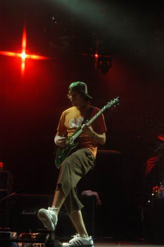 Hoobastank at Freedom Hall Louisville, KY on June 6, 2003 &mdash; concert photo by Wayne Dennon