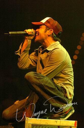 Hoobastank at Rupp Arena Lexington, KY on March 1, 2004 &mdash; concert photo by Wayne Dennon