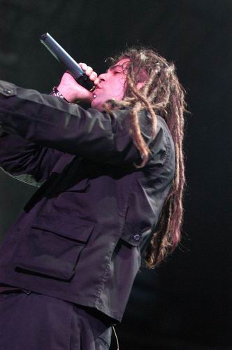 Ill Nino concert photo by Wayne Dennon