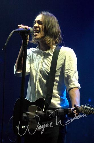 Incubus at University Of Cincinnati Cincinnati, OH on October 8, 2004 &mdash; concert photo by Wayne Dennon