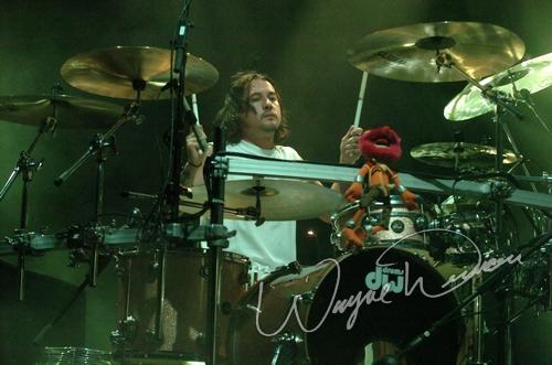 Incubus at University Of Cincinnati Cincinnati, OH on October 8, 2004 &mdash; concert photo by Wayne Dennon