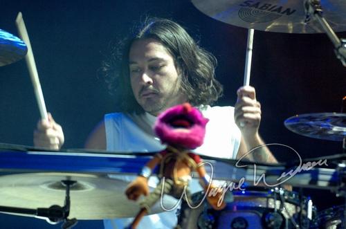 Incubus at University Of Cincinnati Cincinnati, OH on October 8, 2004 &mdash; concert photo by Wayne Dennon