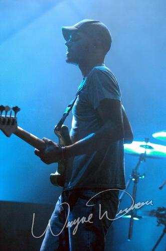 Incubus at University Of Cincinnati Cincinnati, OH on October 8, 2004 &mdash; concert photo by Wayne Dennon