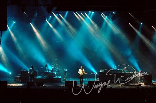 Incubus at University Of Cincinnati Cincinnati, OH on October 8, 2004 &mdash; concert photo by Wayne Dennon