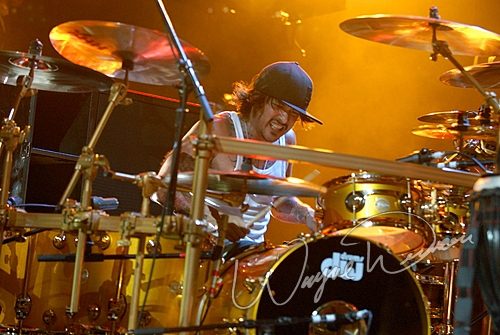 Incubus concert photo by Wayne Dennon