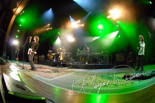 Incubus at Riverbend Music Center Cincinnati, OH on July 29, 2007 &mdash; concert photo by Wayne Dennon